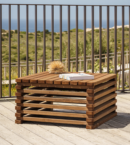 Créer un belle espace pour déjeuner avec une pergola en bois