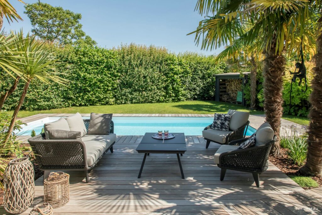 Quel bois pour une terrasse de piscine ?