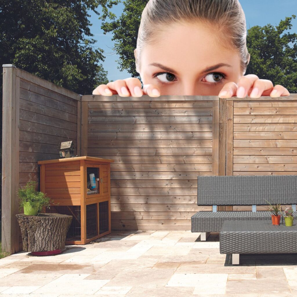 Brise-vue en bois : comment transformer votre espace extérieur en un havre de paix ?